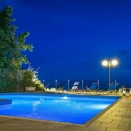 Thalia Katerina Villa Mousata